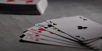 Lecciones de inversión que podemos aprender del póker